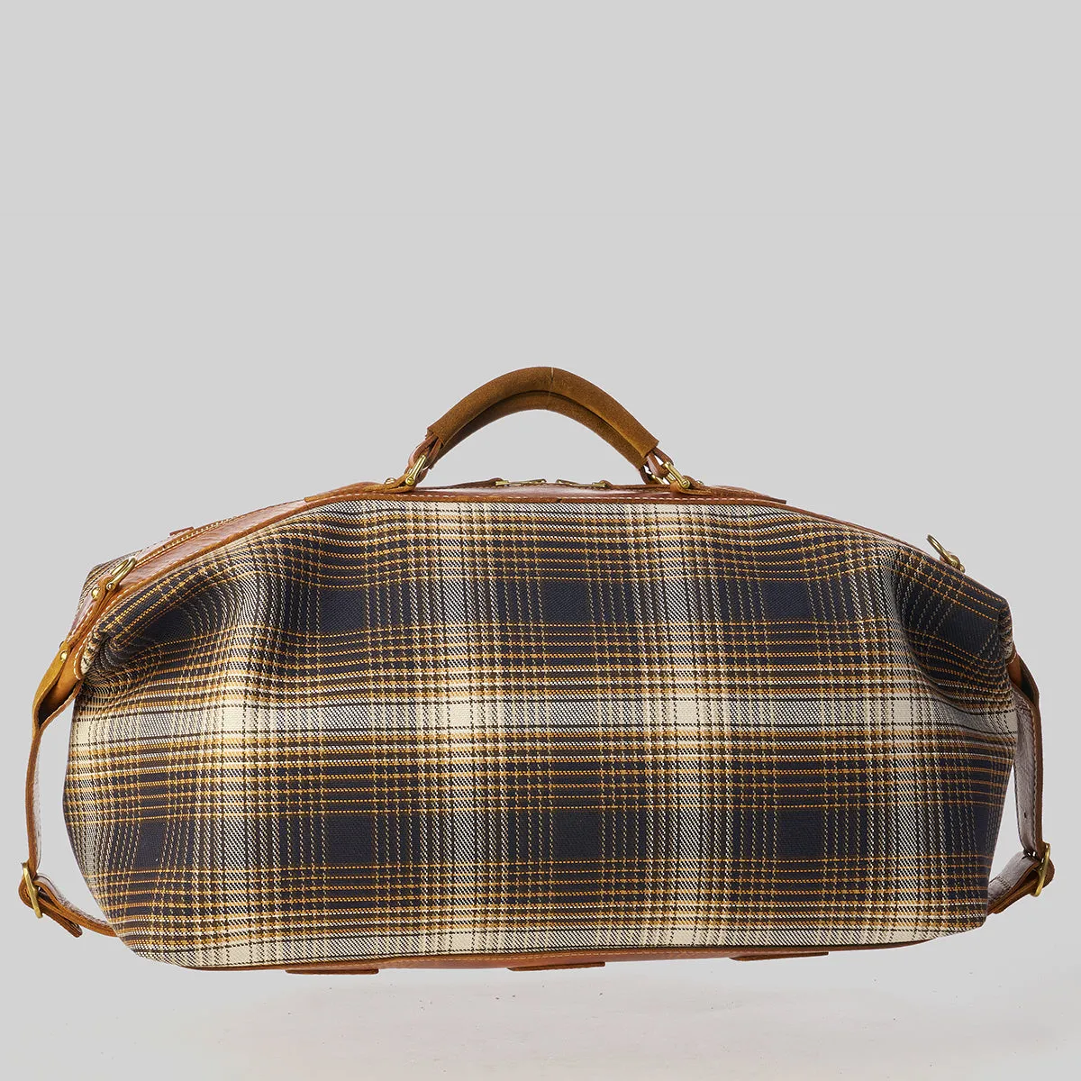 Sutton CEO Duffel #207 | LE